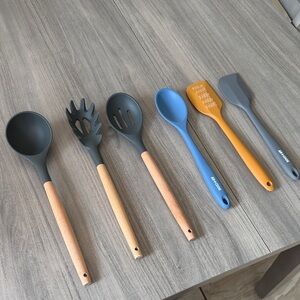 Blue and Gray Kitchen Utensil Set